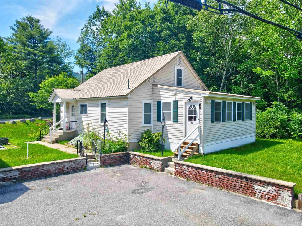 Photo of 231 Daniel Webster Highway, Lincoln, NH 03251 (MLS # 5009615)
