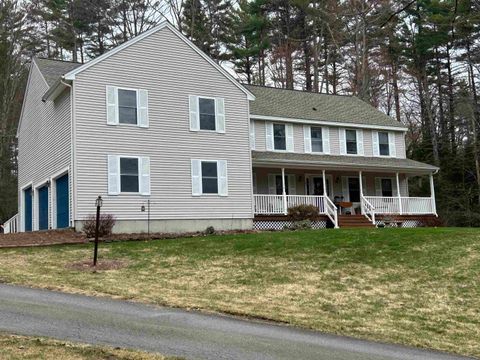 Photo of 5 Pebble Court, Merrimack, NH 03054 (MLS # 5083361)