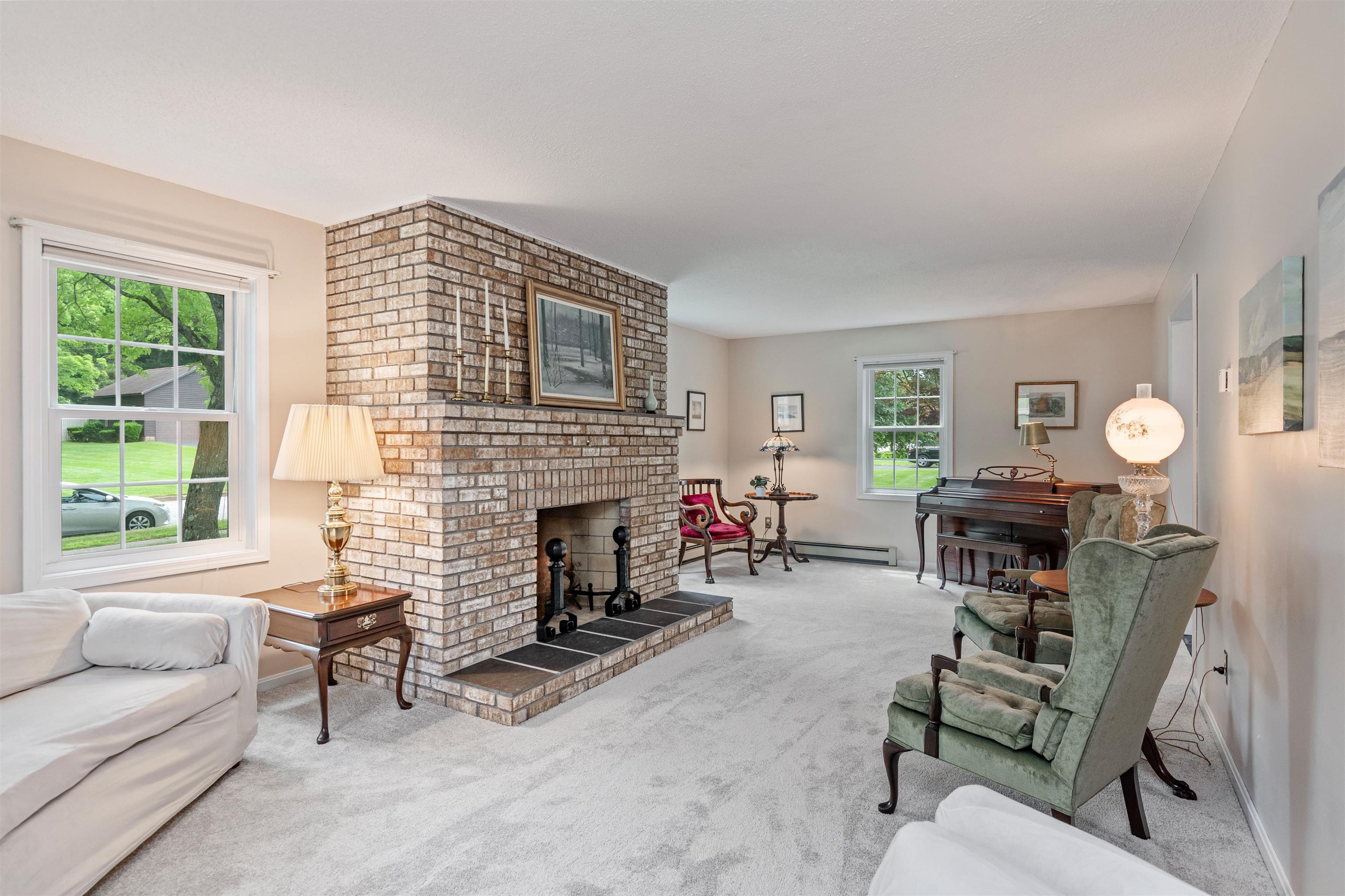435 South Bay Circle