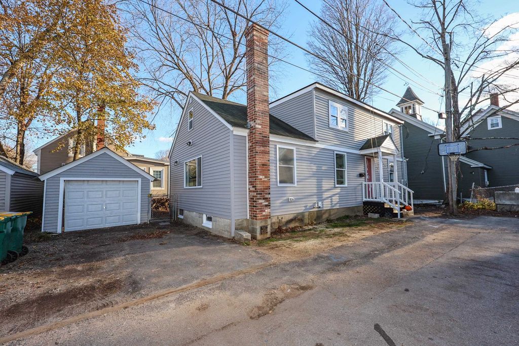 Photo of 10 Sarah Court, Rochester, NH 03867 (MLS # 5068844)