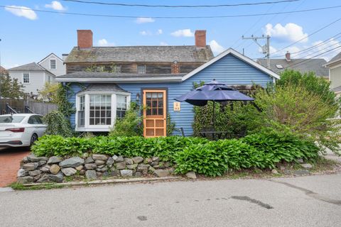 Photo of 112 Mechanic Street, Portsmouth, NH 03801 (MLS # 5042414)