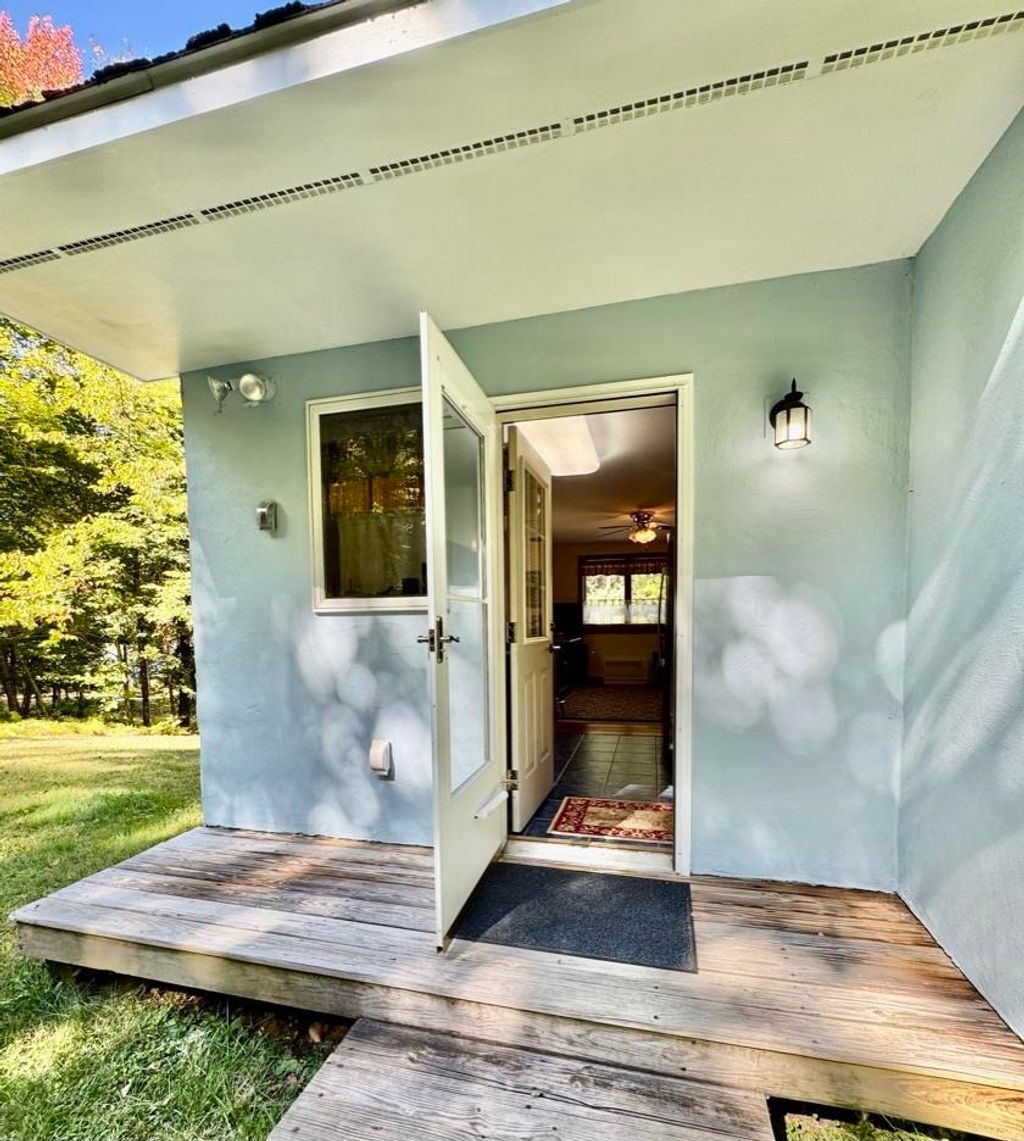 Photo of 1952 MONROE Road, Littleton, NH 03561 (MLS # 5067538)