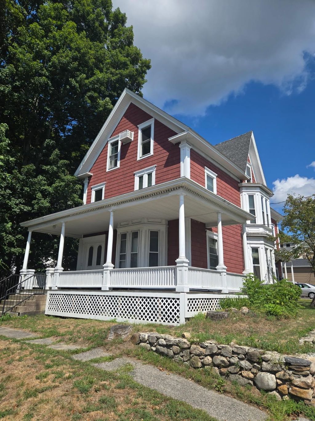 Photo of 330 Bridge Street, Manchester, NH 03104 (MLS # 5057367)