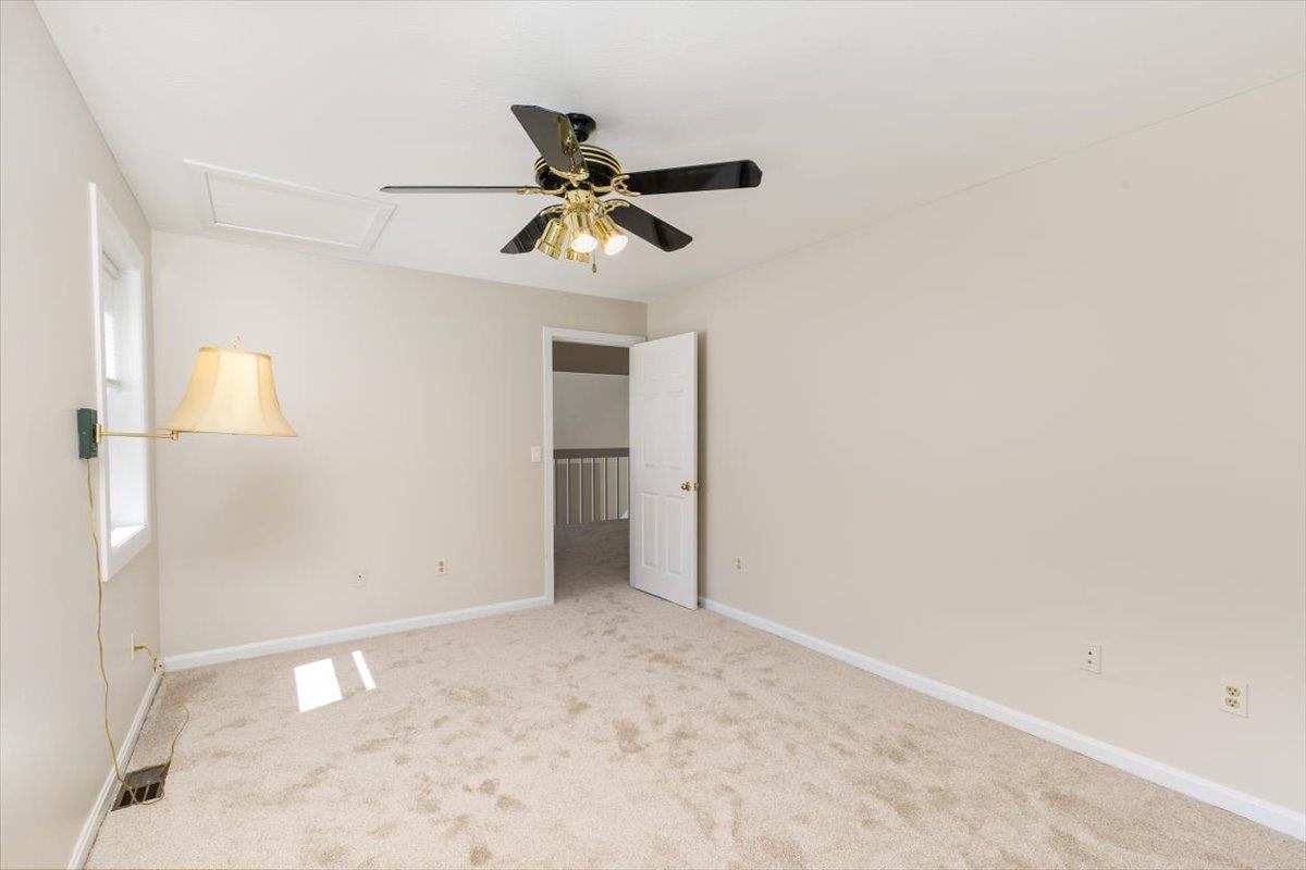 Derry, New Hampshire 03038, United States, 3 Bedrooms Bedrooms, ,3 BathroomsBathrooms,Residential,Active,177253