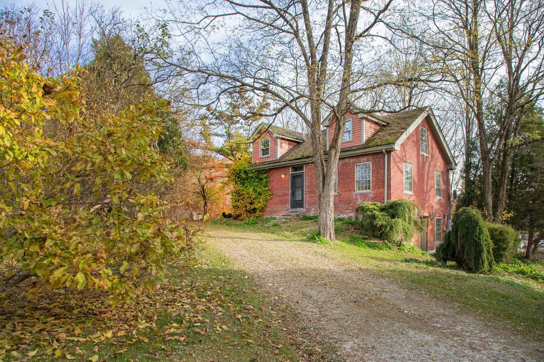 127 Clarendon Springs Lane