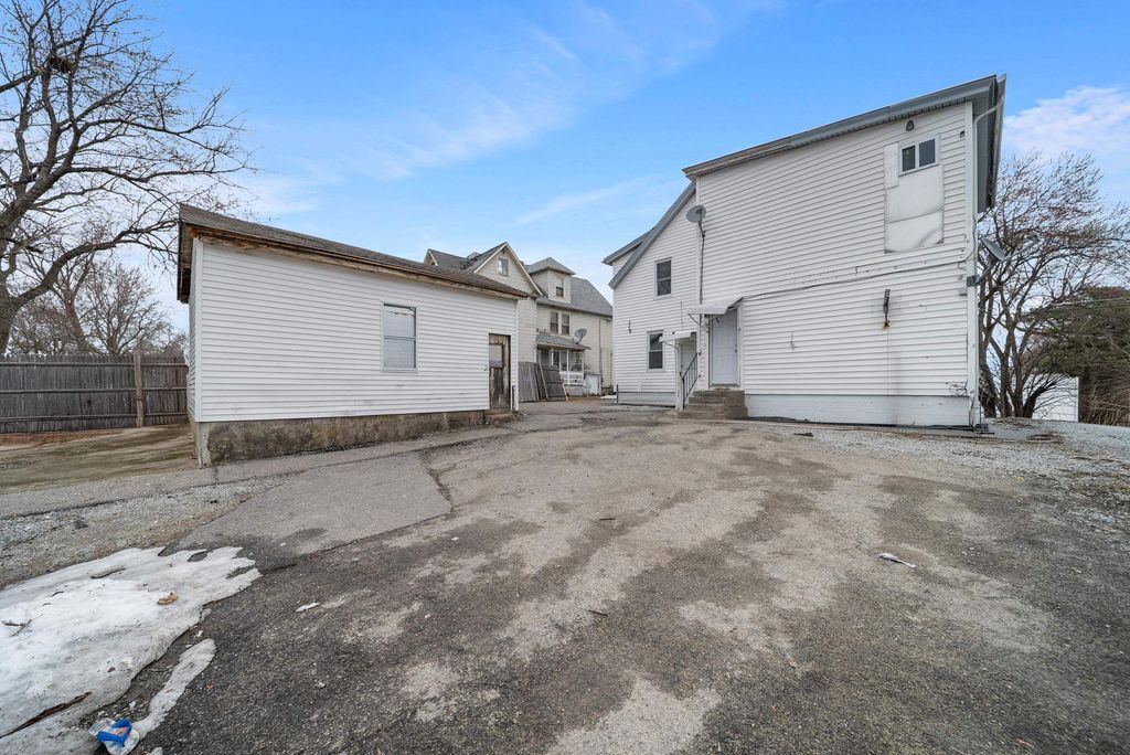 Photo of 1712 Balcom Street, Nashua, NH 03060 (MLS # 5080632)