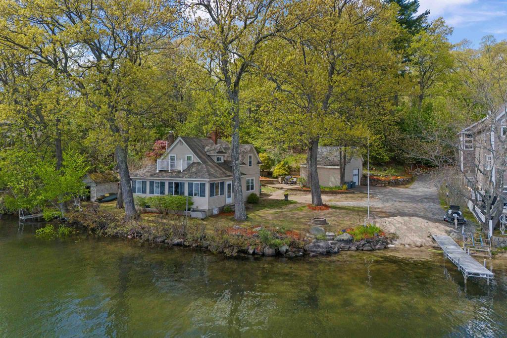 Photo of 16 Gardner Road, Windham, NH 03087 (MLS # 5088519)