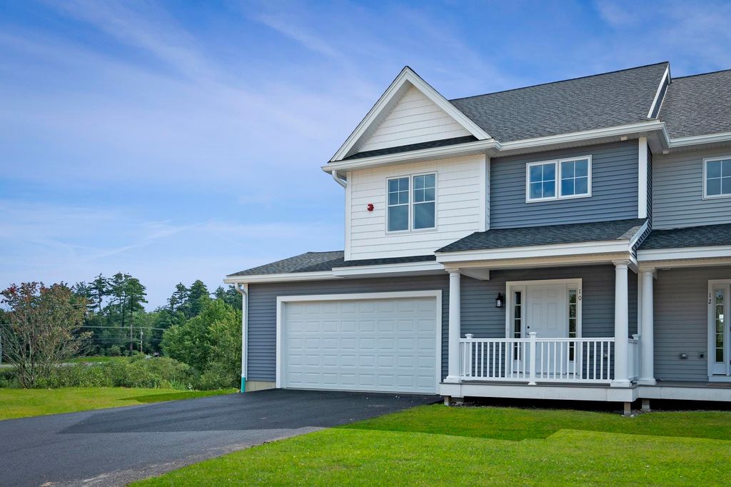 Photo of 1 Autumn Lane, Raymond, NH 03077 (MLS # 5071108)