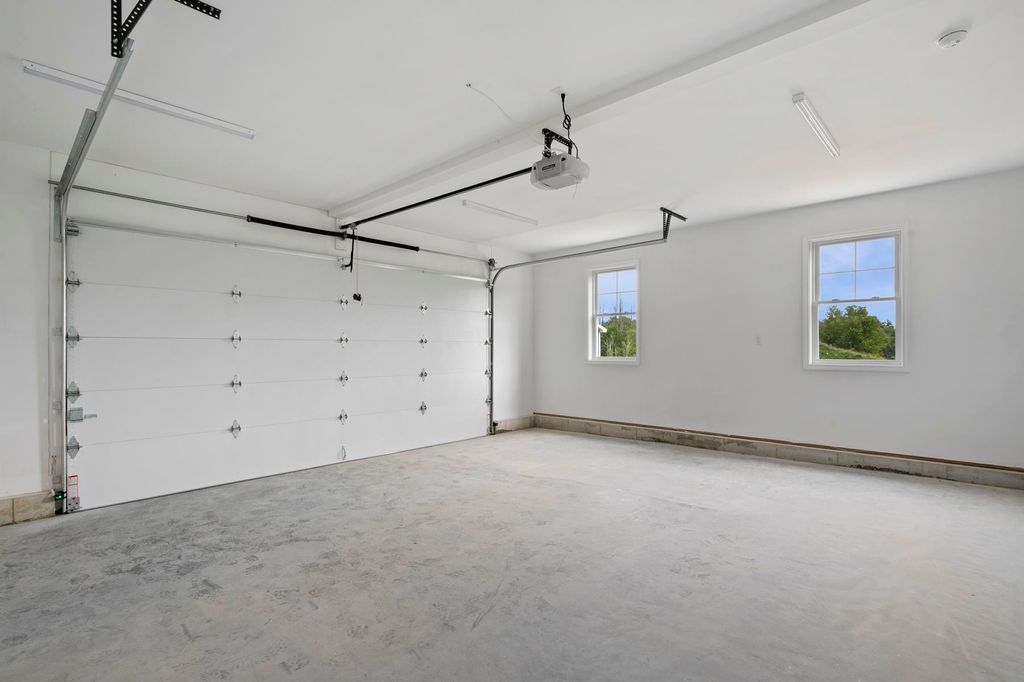 Photo of 1 Autumn Lane, Raymond, NH 03077 (MLS # 5071108)