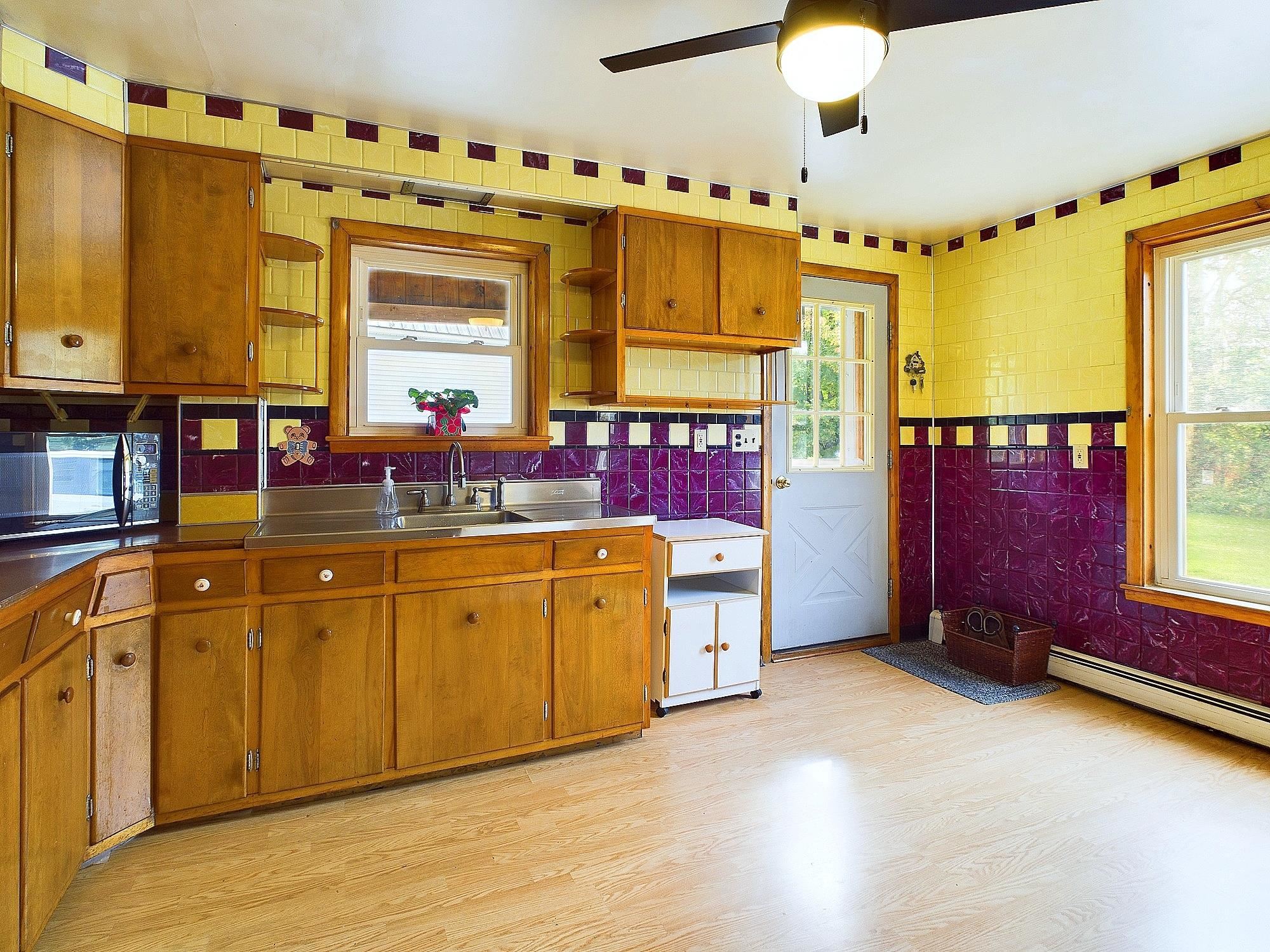 204 Hall Stream Road