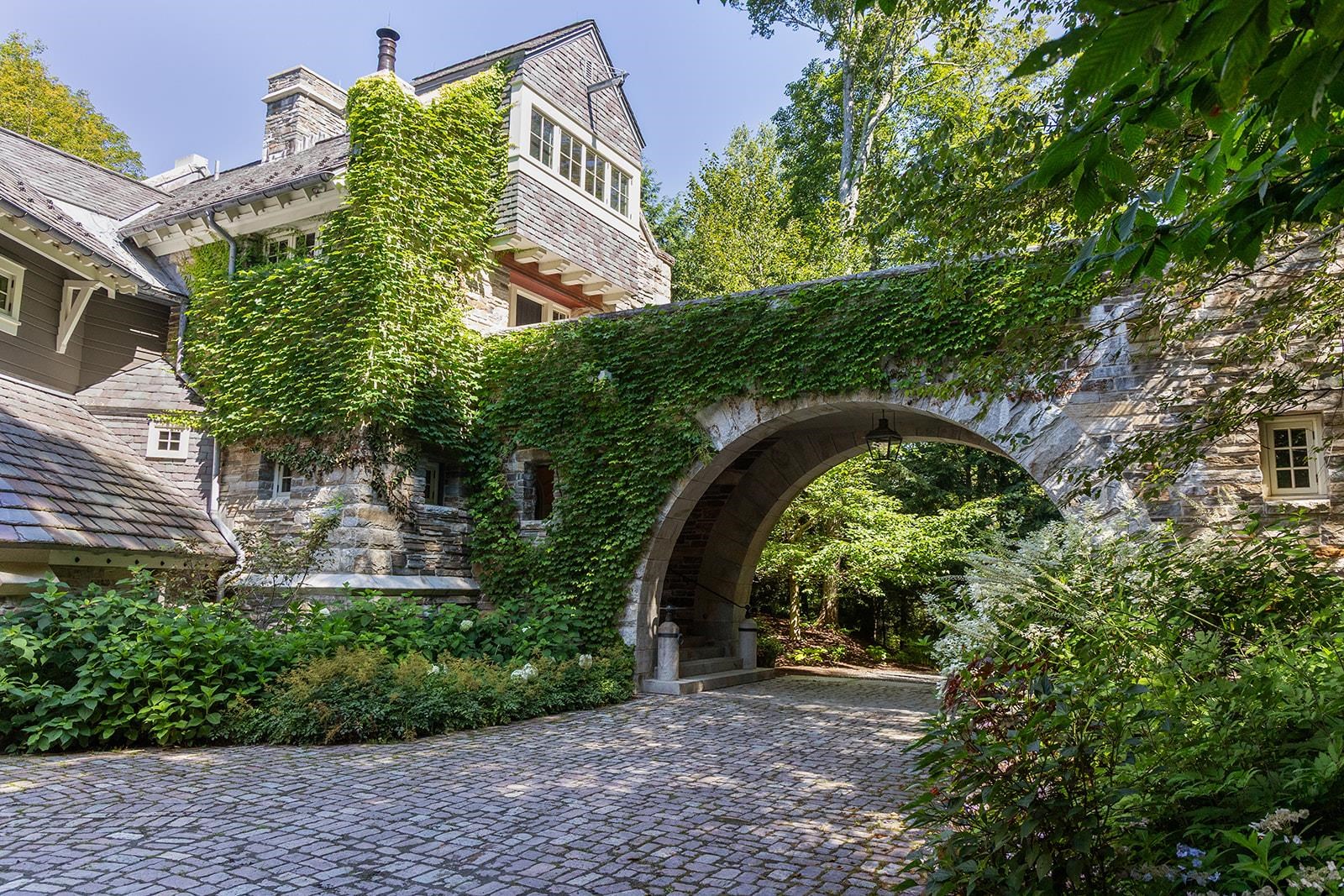 650 Francis Road