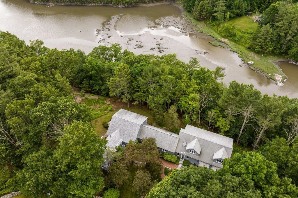 Photo of 367 Durham Point Road, Durham, NH 03824 (MLS # 5079527)