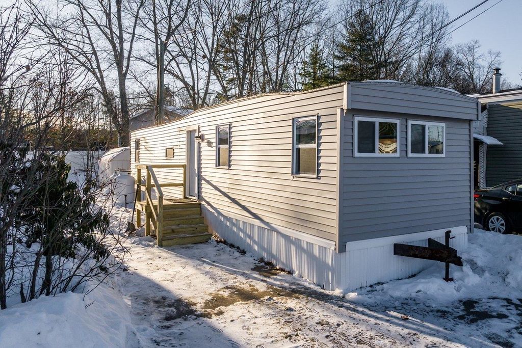 Photo of 16 Polly Ann MHP Park, Dover, NH 03820 (MLS # 5074496)