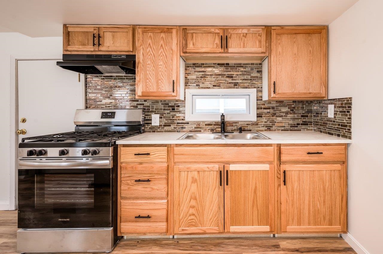 16 Polly Ann MHP Park