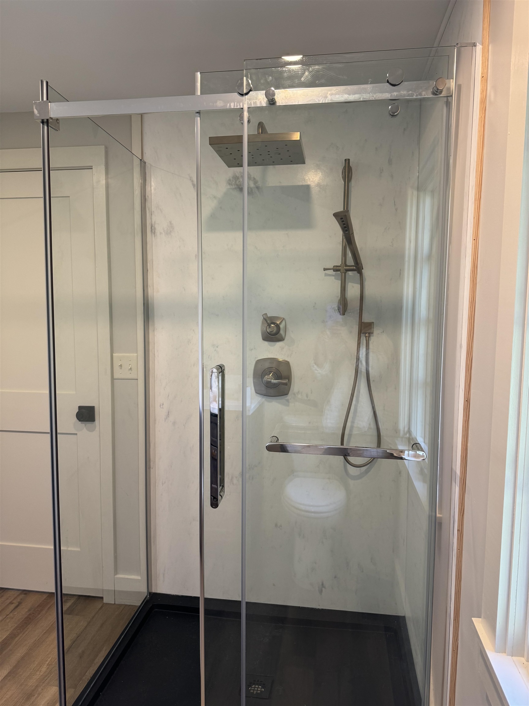 Middlebury, Vermont 05753, United States, 2 Bedrooms Bedrooms, ,1 BathroomBathrooms,Residential,Pending,41650