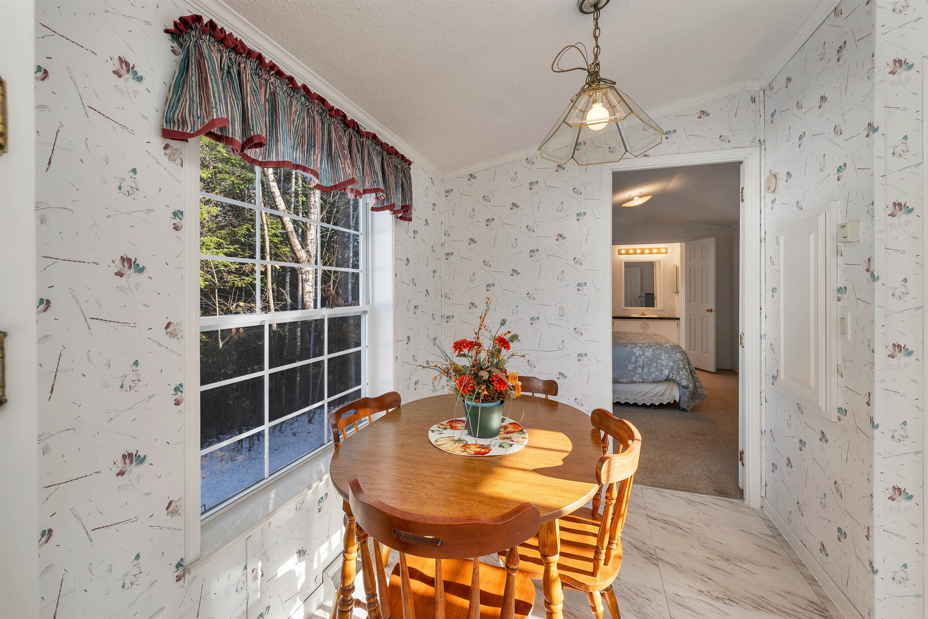 Laconia, New Hampshire 03246, United States, 2 Bedrooms Bedrooms, ,2 BathroomsBathrooms,Residential,Pending,22791