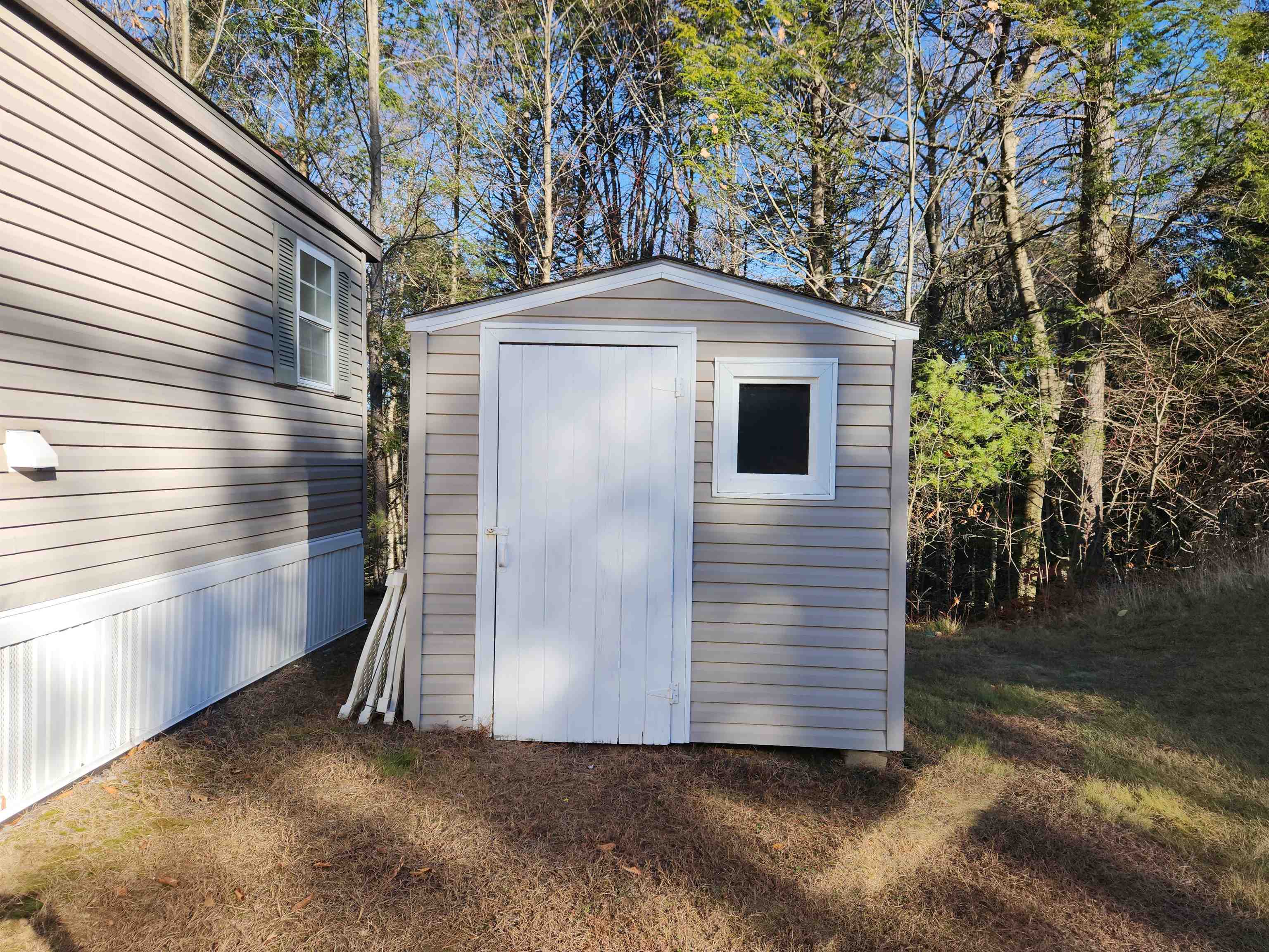 Laconia, New Hampshire 03246, United States, 2 Bedrooms Bedrooms, ,2 BathroomsBathrooms,Residential,Pending,22791