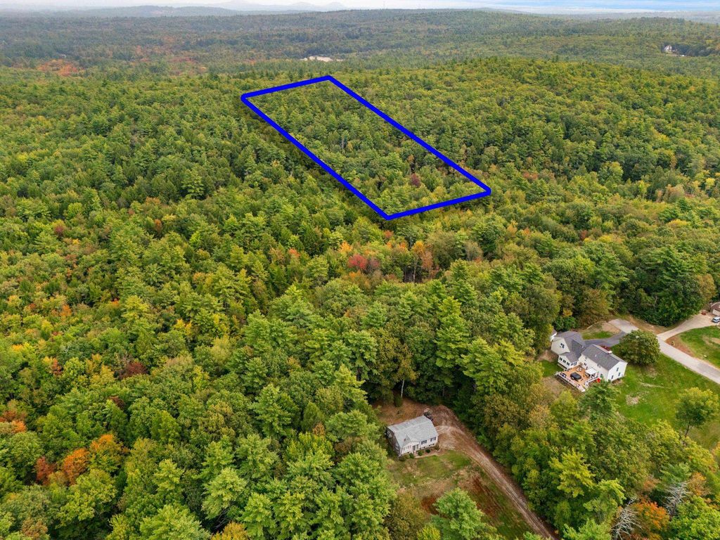 Photo of 00 Raymond Road, Auburn, NH 03032 (MLS # 5062910)