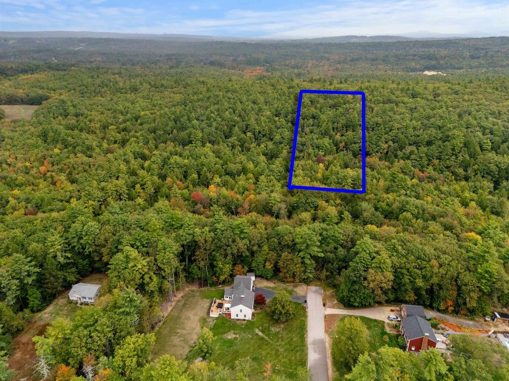 Photo of 00 Raymond Road, Auburn, NH 03032 (MLS # 5062910)