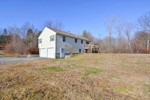 Photo of 508 Mammoth Road, Pelham, NH 03076 (MLS # 5071135)