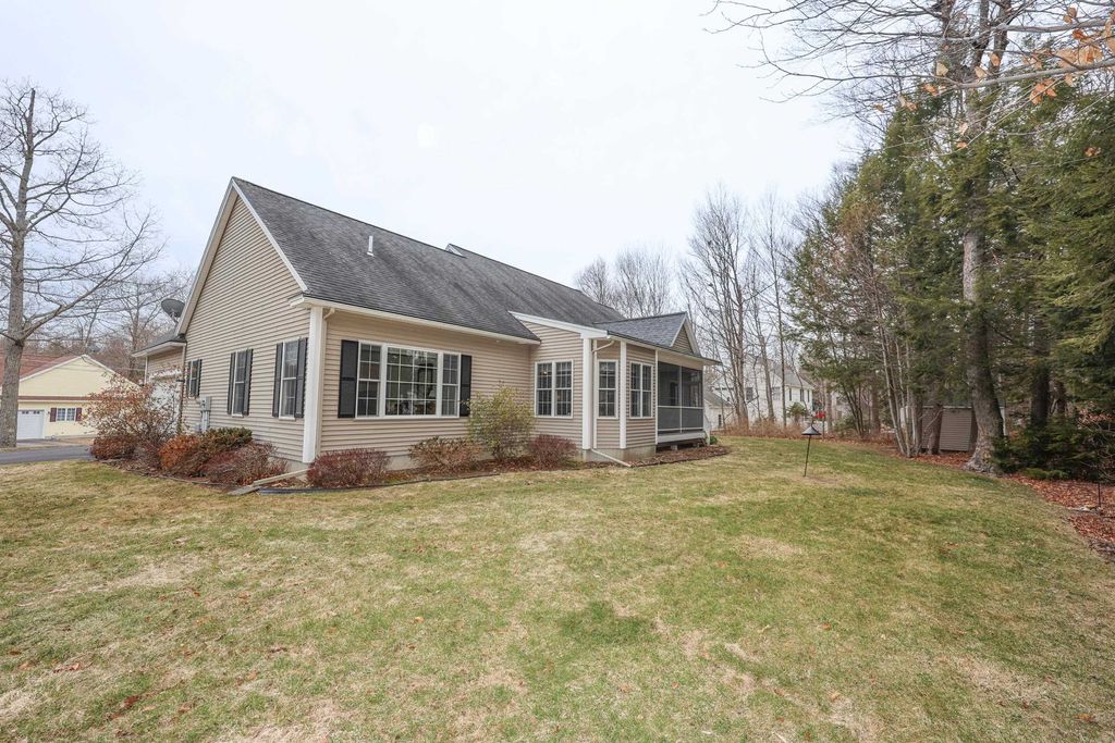 Photo of 64 Pray Street, Rochester, NH 03868 (MLS # 5079370)