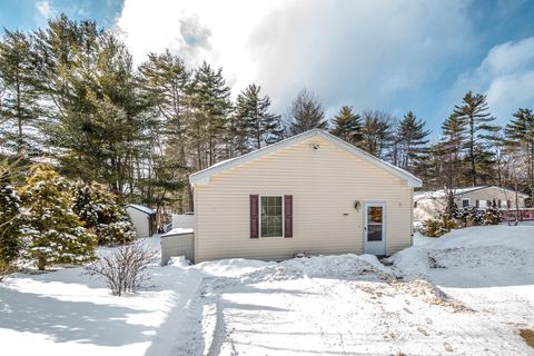 Photo of 15 Lighthouse Lane, Conway, NH 03860 (MLS # 5076136)
