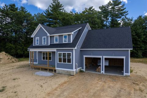 8 Stone Creek Drive Brentwood NH 03833