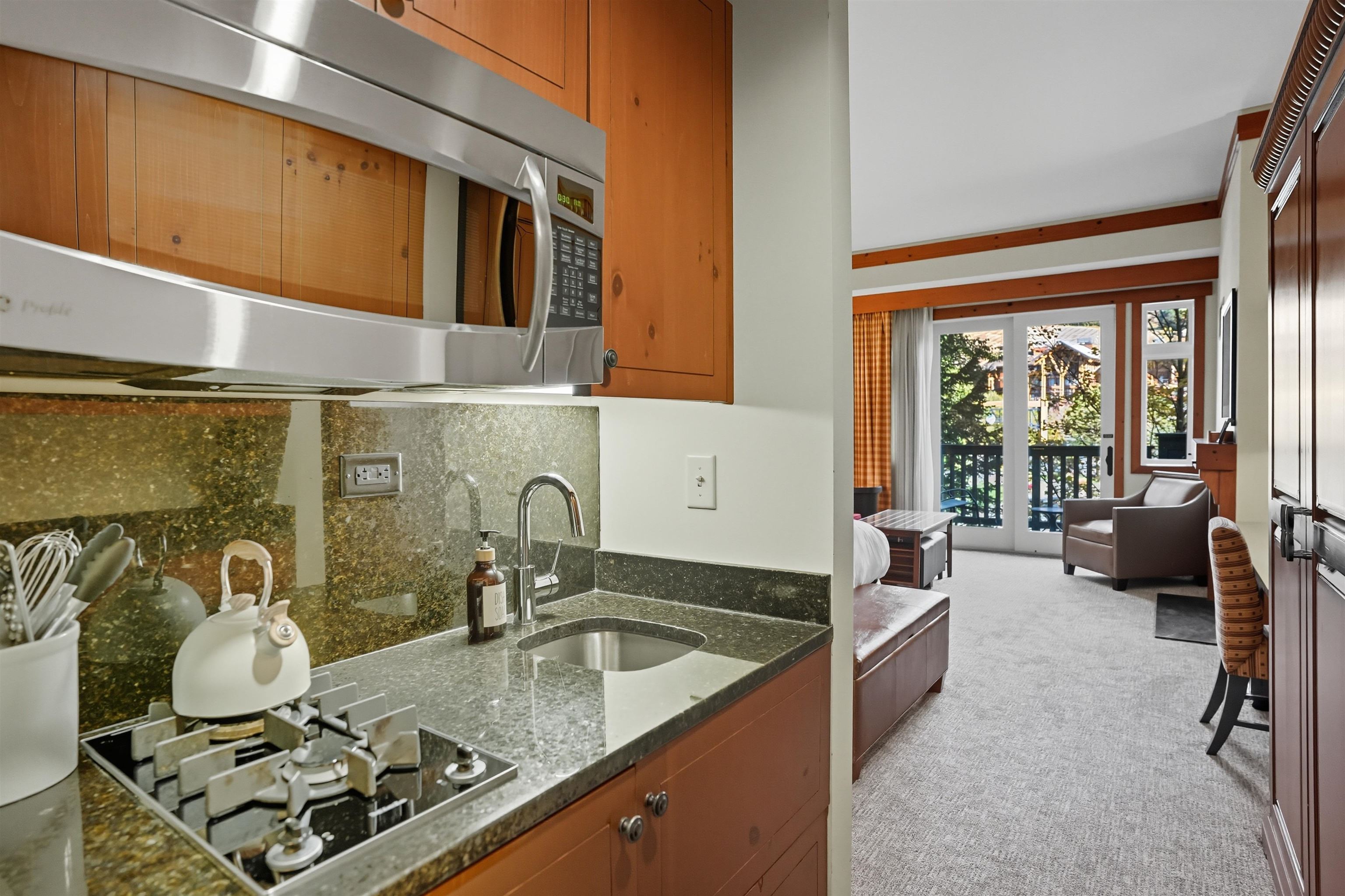 7412 Mountain Road 1228