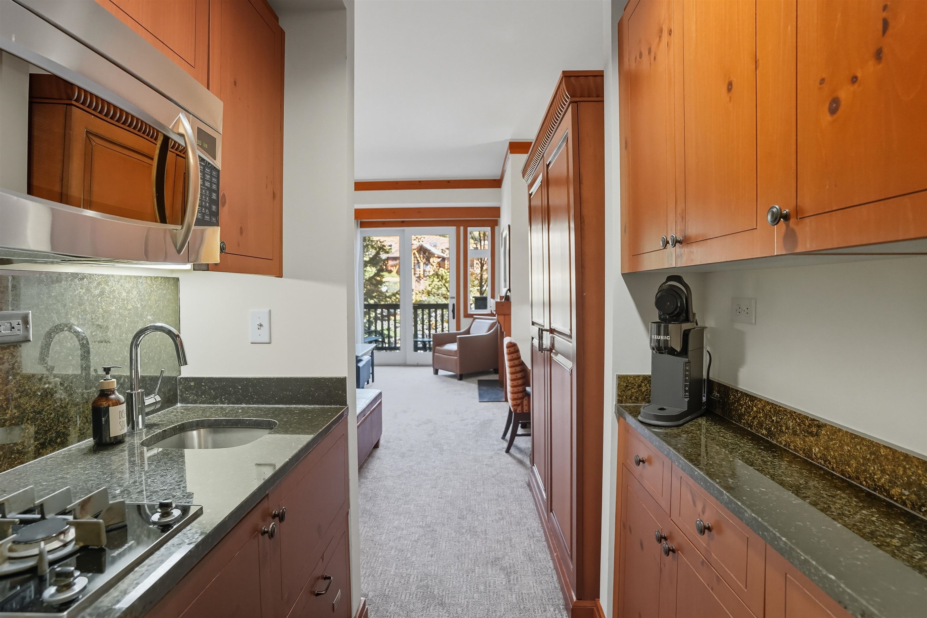 7412 Mountain Road 1228