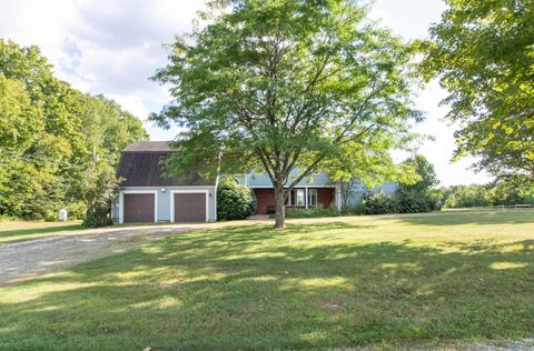 586 Old Coach Road Lyndon VT 05851