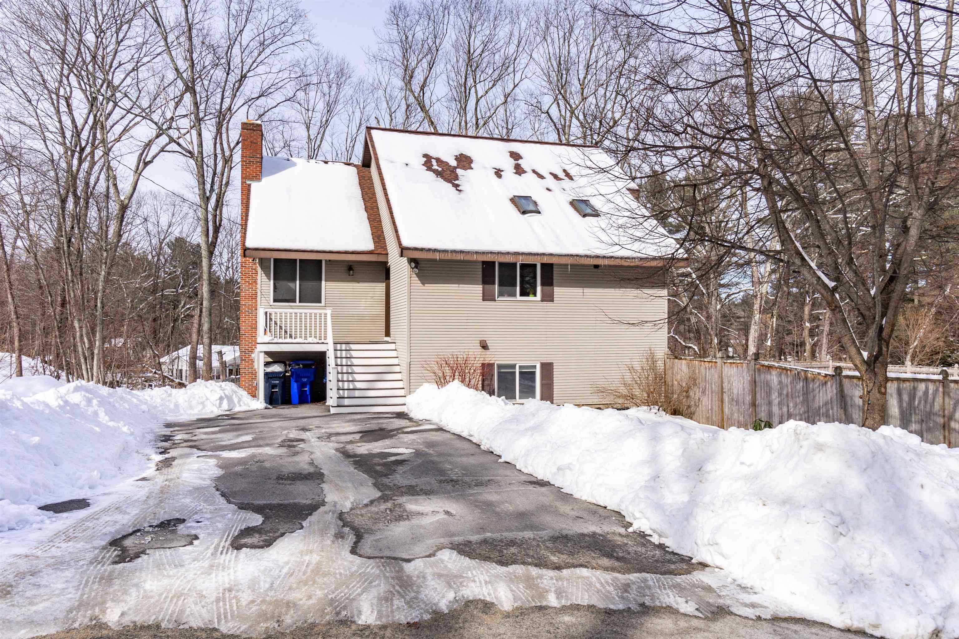24 Easthill Drive