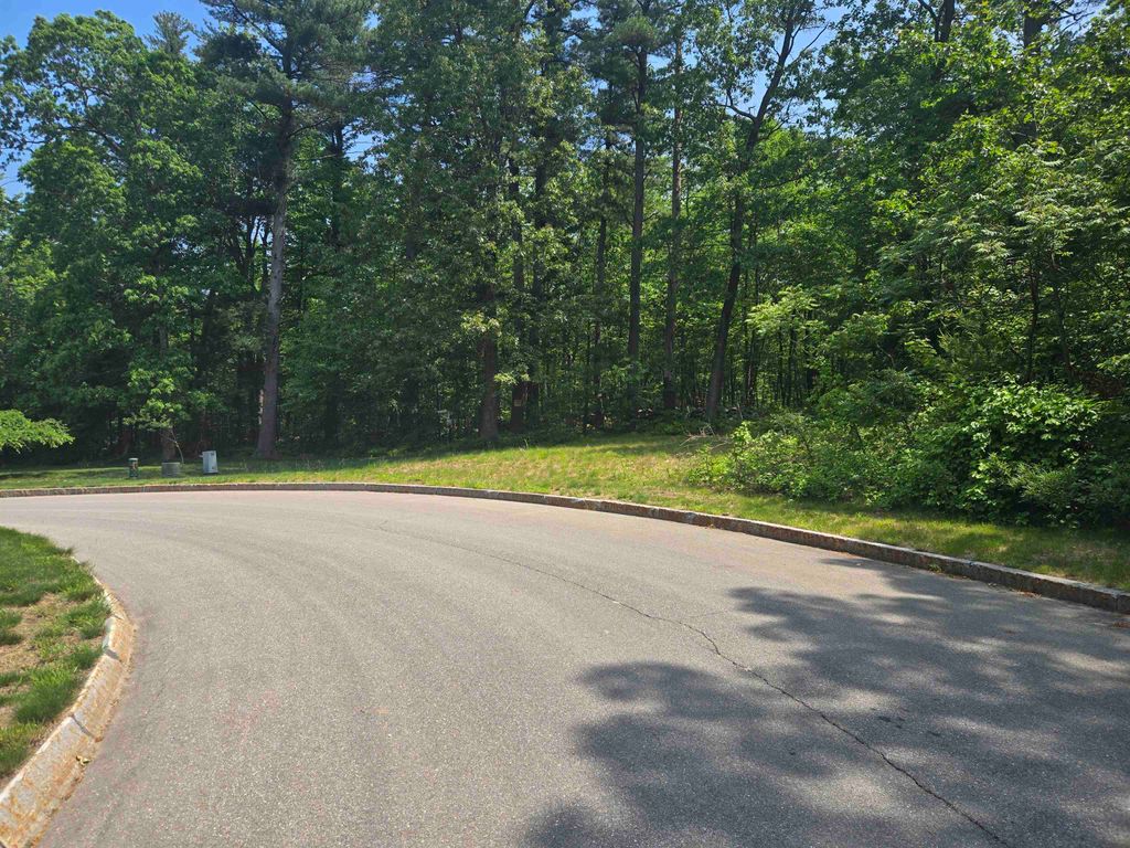 Photo of 26 Ballard Road, Derry, NH 03038 (MLS # 5065646)