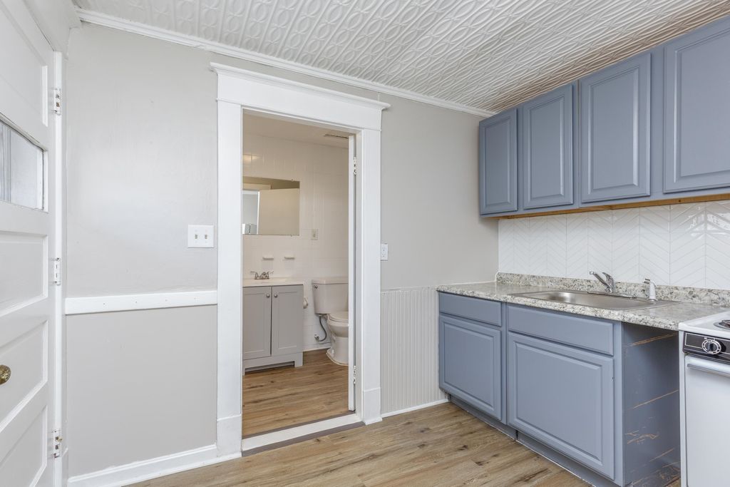 Photo of 39 Mead Street #2, Manchester, NH 03104 (MLS # 5050746)