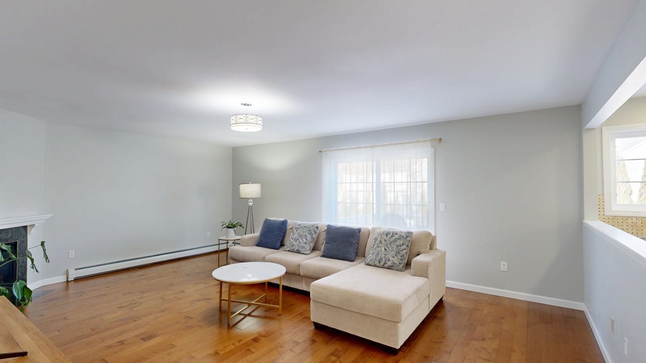 12 Cabot Court