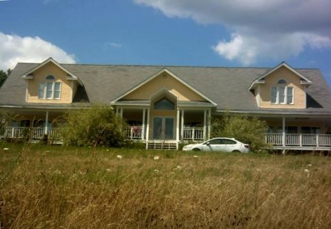 30 Mackintosh Drive Wilton NH 03086