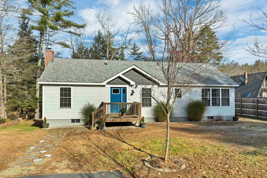 Photo of 7 Cashell Lane, Webster, NH 03303 (MLS # 5070442)