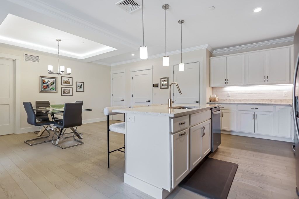 Photo of 7 Longview Drive #204, Atkinson, NH 03811 (MLS # 5080070)