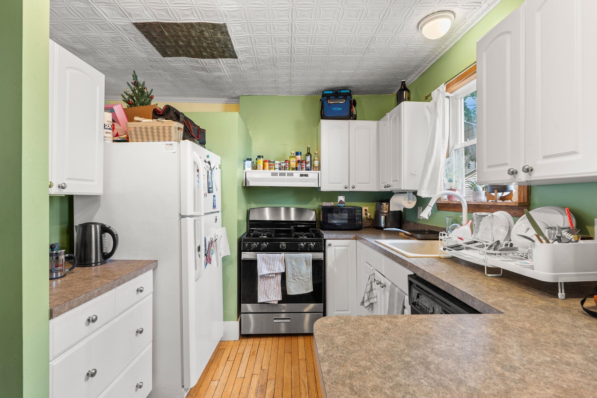 89 4Th Street