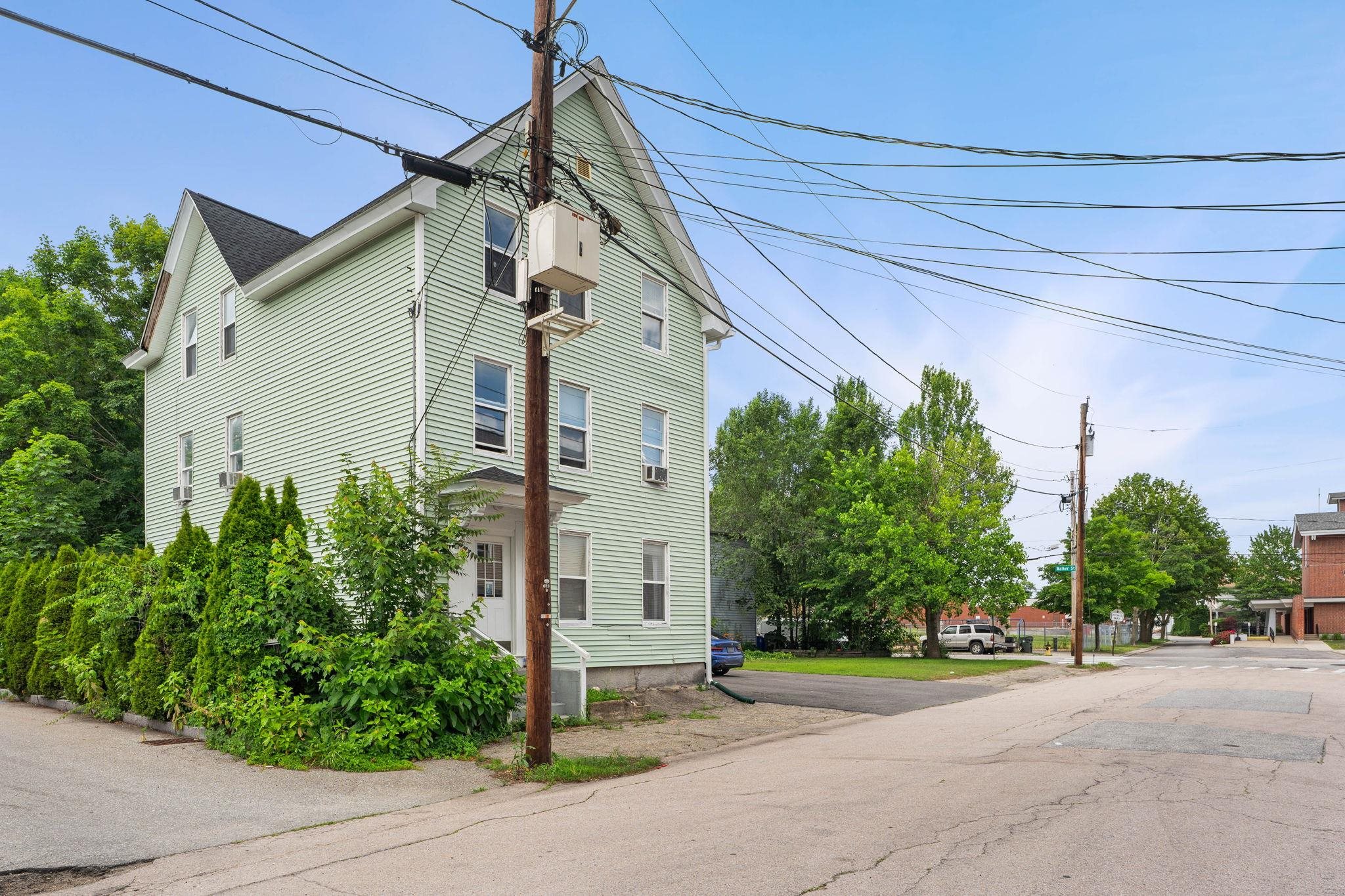 89 4Th Street