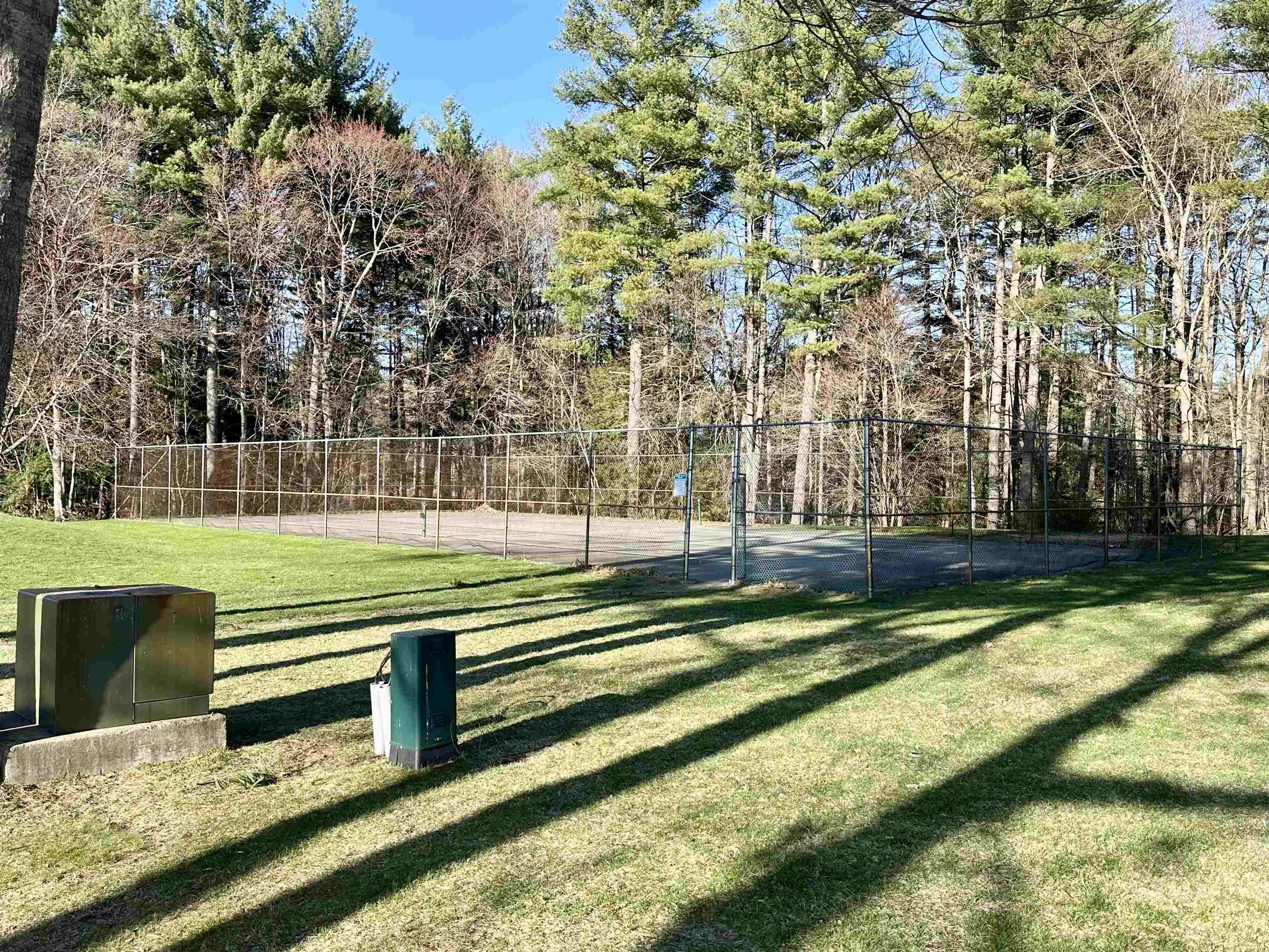 Nashua, New Hampshire 03063, United States, 2 Bedrooms Bedrooms, ,1 BathroomBathrooms,Residential,Pending,112067