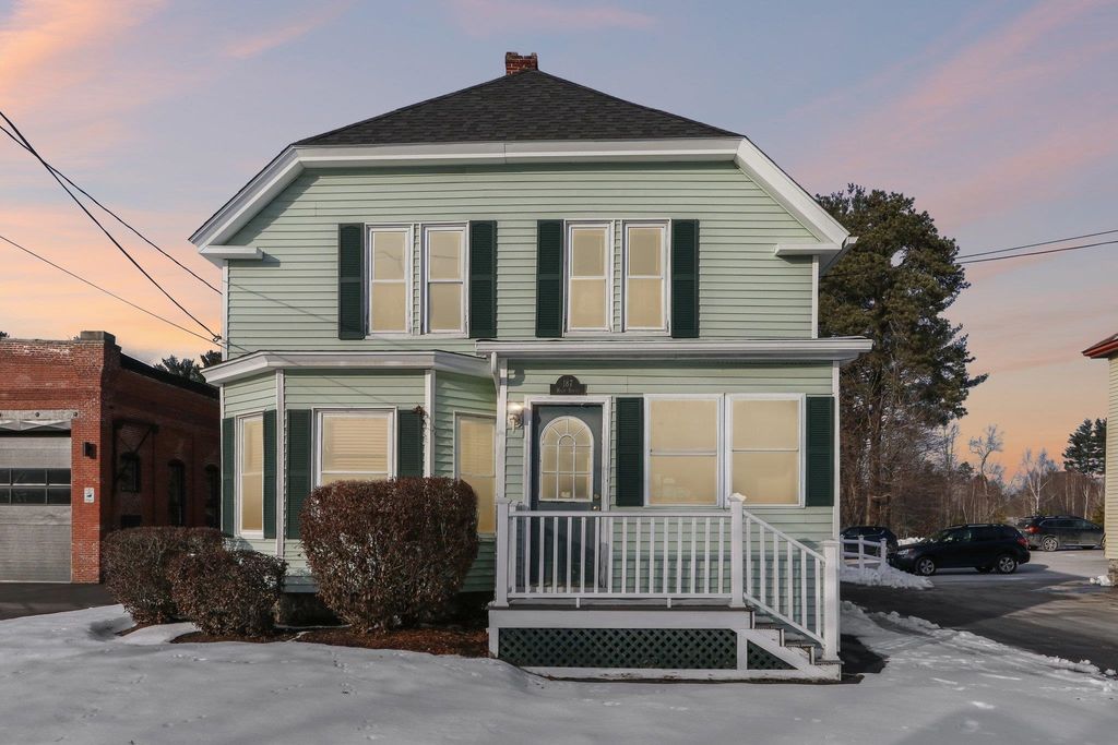 Photo of 187 Main Street, Salem, NH 03079 (MLS # 5071956)