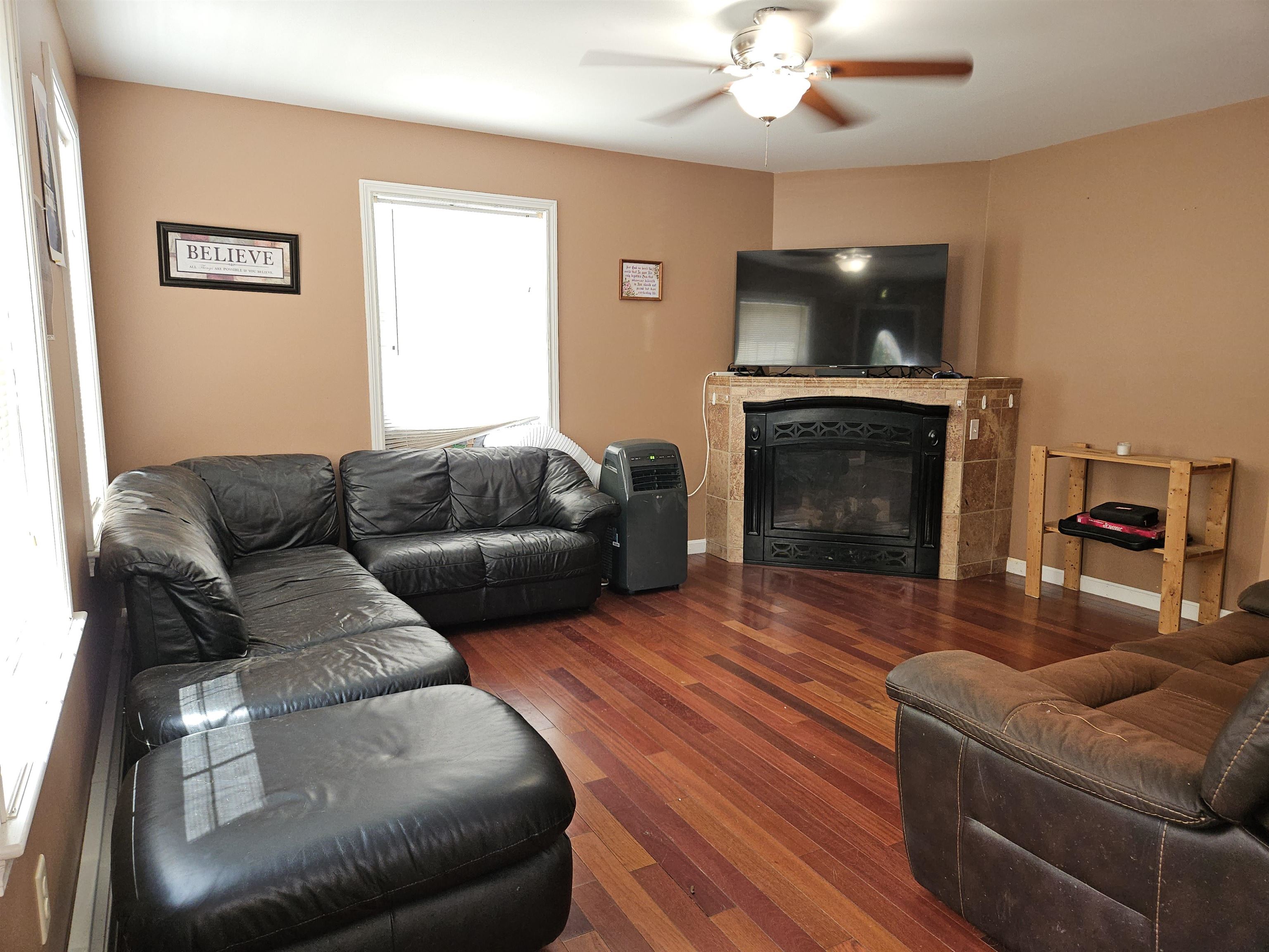 115 Hollow Drive