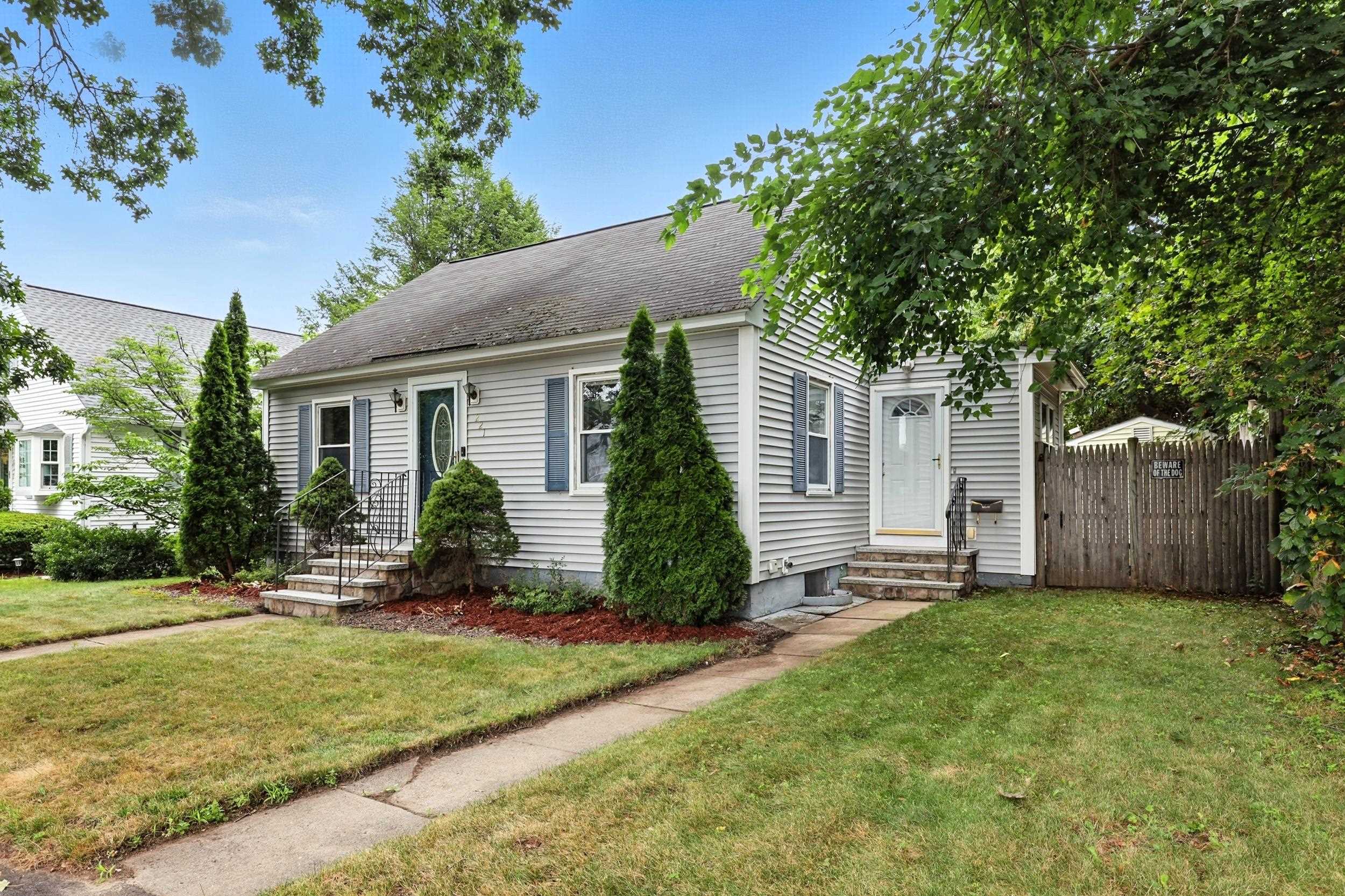 221 Youville Street