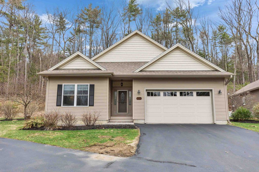 Photo of 99 Pulpit Road #3, Bedford, NH 03110 (MLS # 5084094)