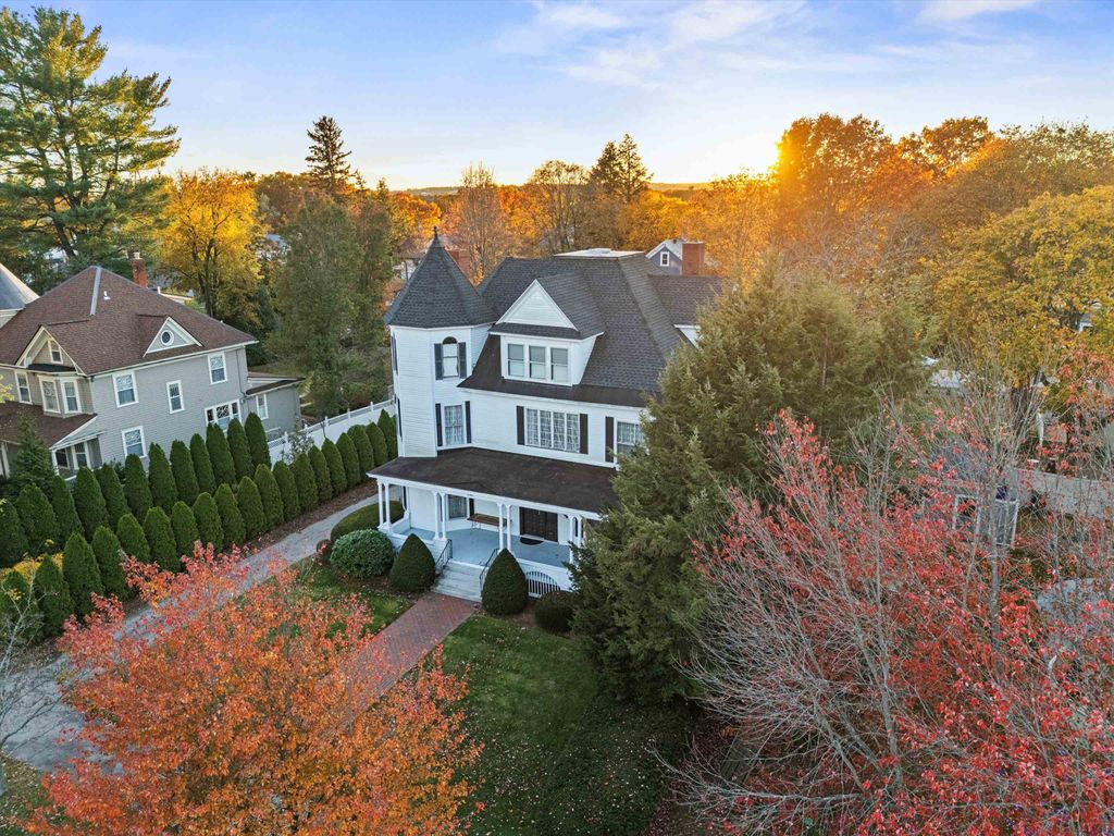 Photo of 2108 Elm Street, Manchester, NH 03104 (MLS # 5068026)