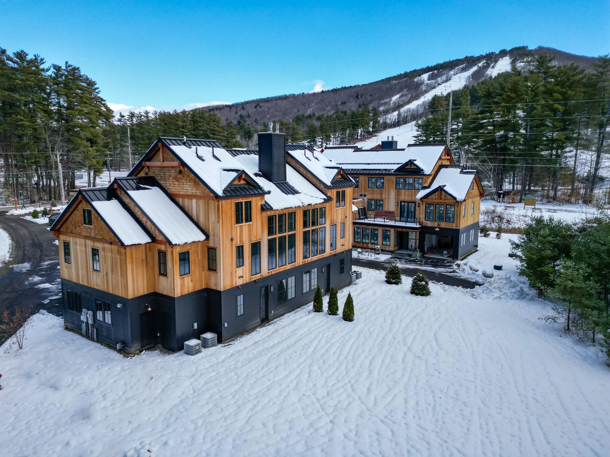 21 Black Diamond Road