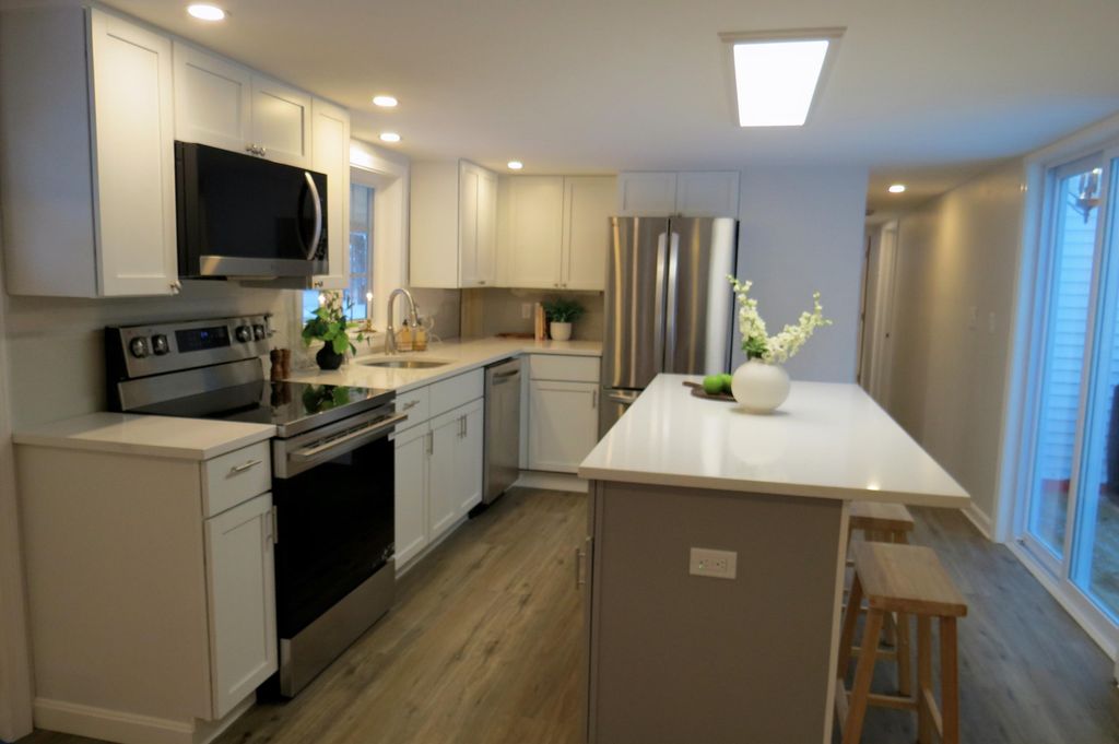 Photo of 59 Barberry Lane, Raymond, NH 03077 (MLS # 5071457)