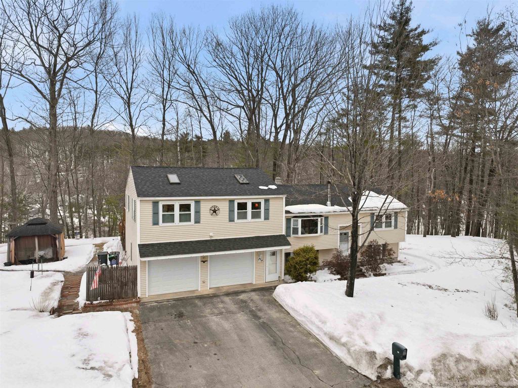 Photo of 89 Moose Club Park Road, Goffstown, NH 03045 (MLS # 5078366)