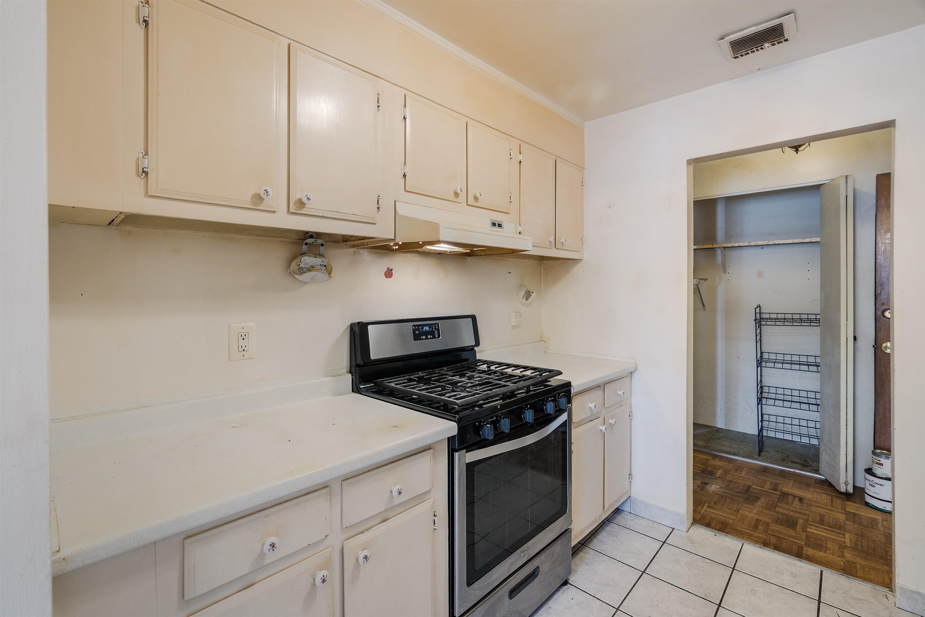 5 louisburg Square #11