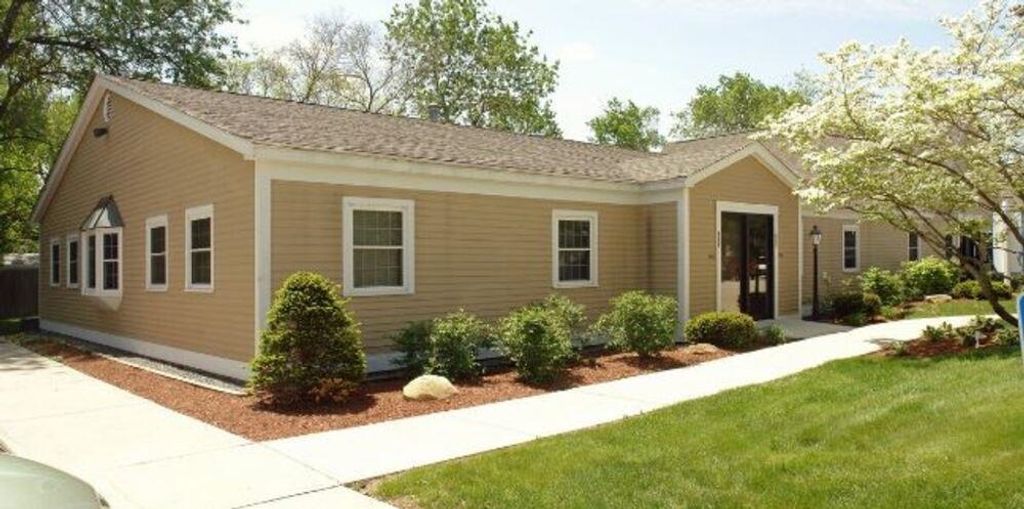 Photo of 602 Riverway Place #602B, Bedford, NH 03110 (MLS # 5089196)